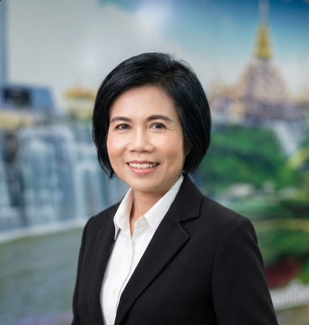 นางรินรดา ซึงถาวร